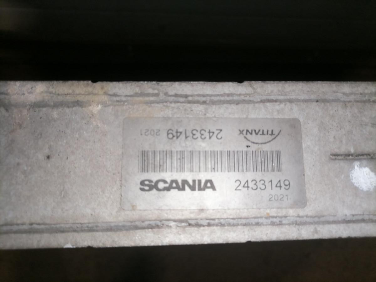 Scania Intercooler radiator 2433149 - Intercooler pour Camion: photos 2 Scania Intercooler radiator 2433149 - Intercooler pour Camion: photos 2