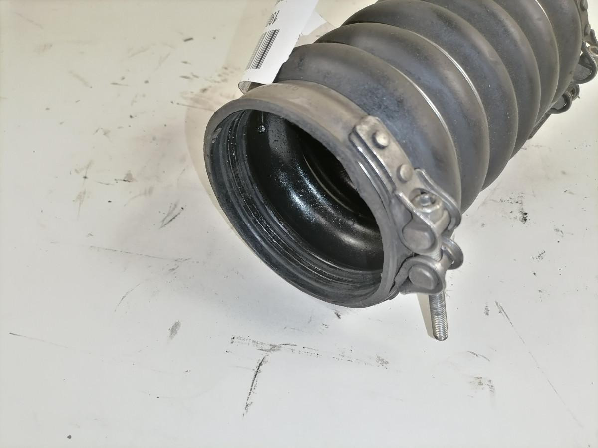 Scania Intercooleri lõdvik 2192156 - Intercooler pour Camion: photos 4 Scania Intercooleri lõdvik 2192156 - Intercooler pour Camion: photos 4