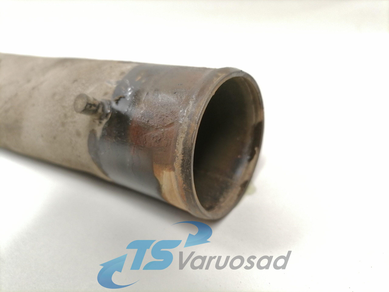 Scania Jahutusvedeliku toru, retarder 1781926 - Système de refroidissement pour Camion: photos 4 Scania Jahutusvedeliku toru, retarder 1781926 - Système de refroidissement pour Camion: photos 4