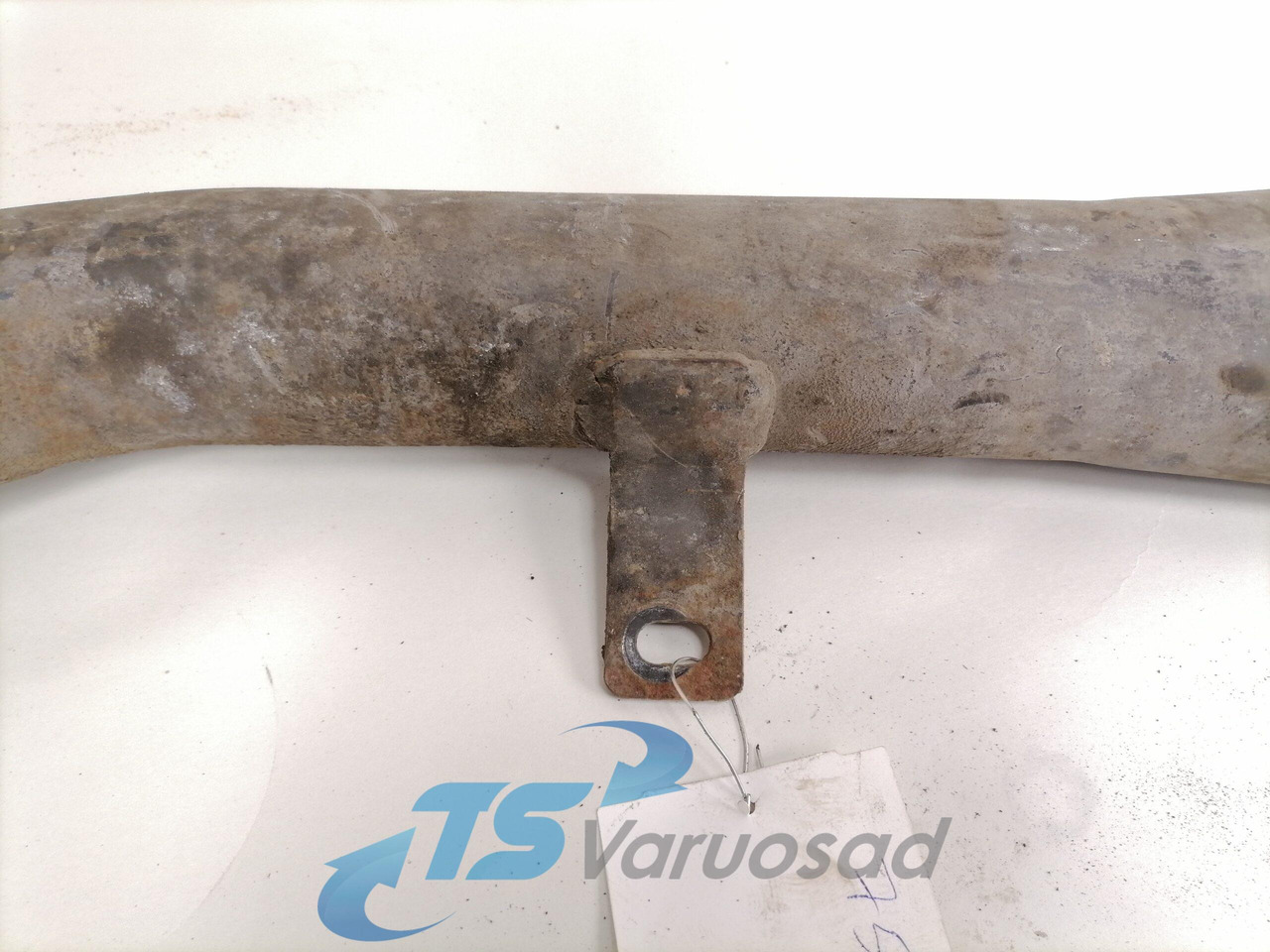 Scania Jahutusvedeliku toru, retarder 1781926 - Système de refroidissement pour Camion: photos 5 Scania Jahutusvedeliku toru, retarder 1781926 - Système de refroidissement pour Camion: photos 5