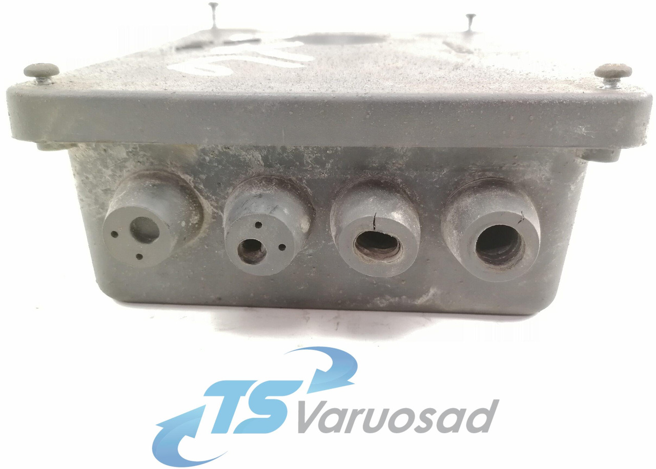 Scania Juhtmestiku harukarp 1350847 - Fusible pour Camion: photos 4 Scania Juhtmestiku harukarp 1350847 - Fusible pour Camion: photos 4