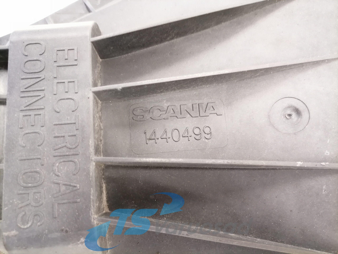 Scania Kabiini juhtmestiku harukarp 1440499 - Fusible pour Camion: photos 3 Scania Kabiini juhtmestiku harukarp 1440499 - Fusible pour Camion: photos 3