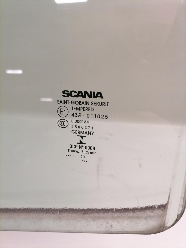 Scania Küljeklaas, vasak 2506371 - Fenêtre et pièces pour Camion: photos 3 Scania Küljeklaas, vasak 2506371 - Fenêtre et pièces pour Camion: photos 3