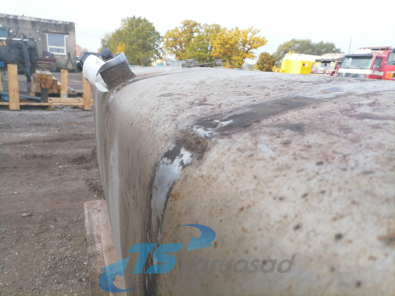 Scania Kütusepaak 700L 1517309 - Réservoir de carburant pour Camion: photos 5 Scania Kütusepaak 700L 1517309 - Réservoir de carburant pour Camion: photos 5