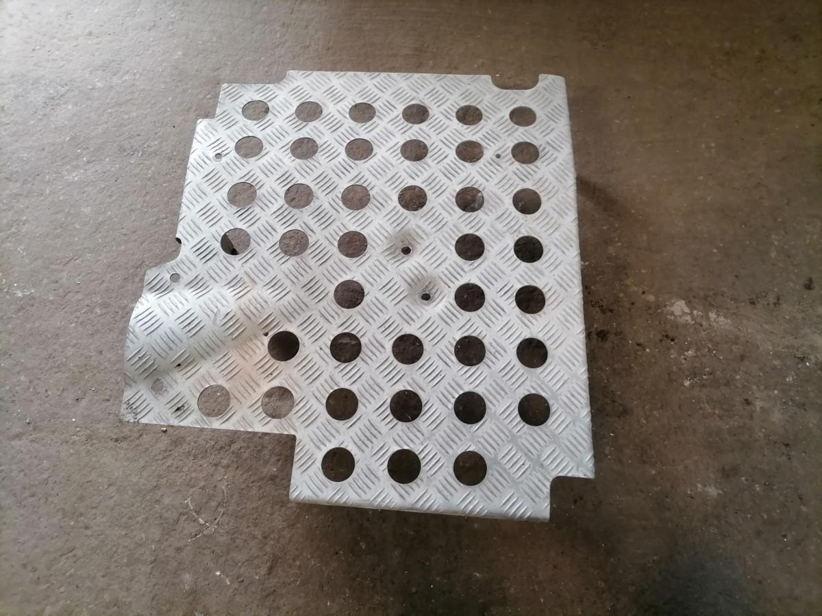 Scania Muffler cover 1783189 - Silencieux pour Camion: photos 4 Scania Muffler cover 1783189 - Silencieux pour Camion: photos 4