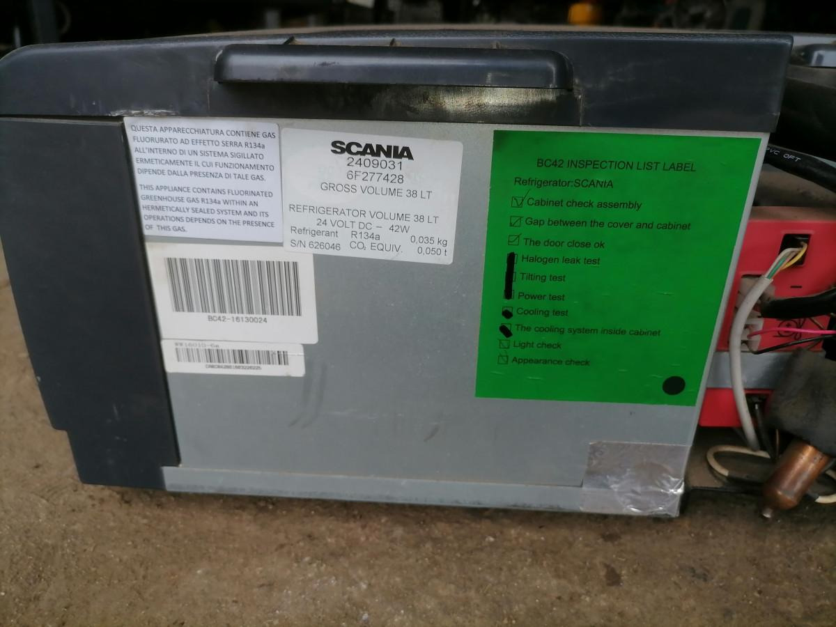 Pièce universelle pour Camion Scania Refigerator 2409031: photos 6