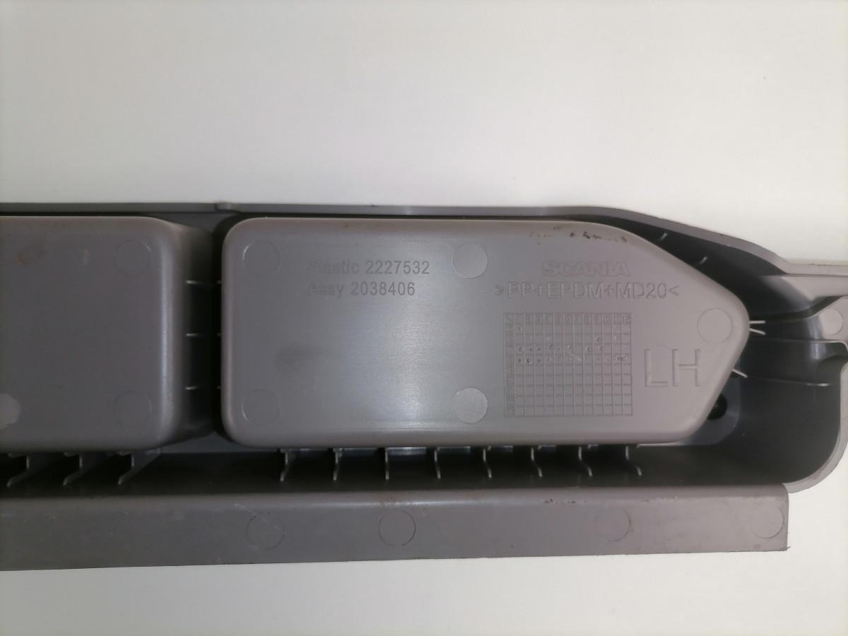 Scania Salongi plastik 2038406 - Pièce universelle pour Camion: photos 5 Scania Salongi plastik 2038406 - Pièce universelle pour Camion: photos 5