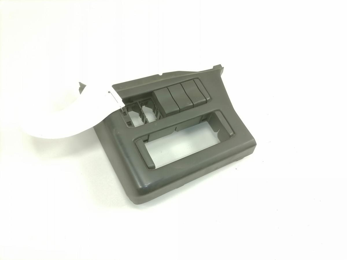 Scania Salongi plastik 2084596 - Pièce universelle pour Camion: photos 2 Scania Salongi plastik 2084596 - Pièce universelle pour Camion: photos 2