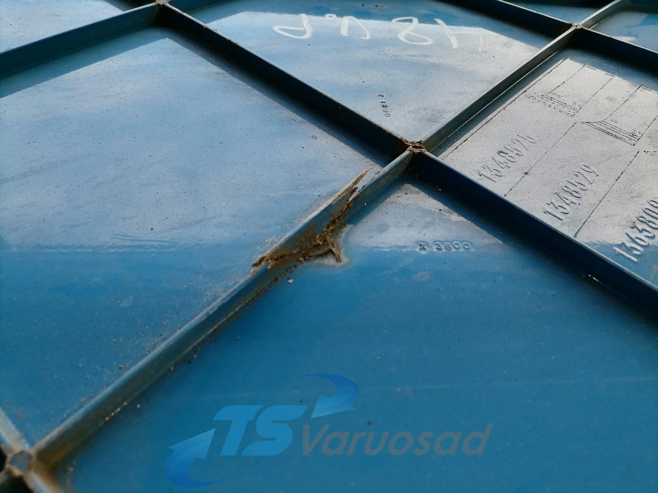 Scania Scania kabiini tuulesuunaja, vasak külg 1348521 - Aérodynamique/ Spoilers pour Camion: photos 4 Scania Scania kabiini tuulesuunaja, vasak külg 1348521 - Aérodynamique/ Spoilers pour Camion: photos 4