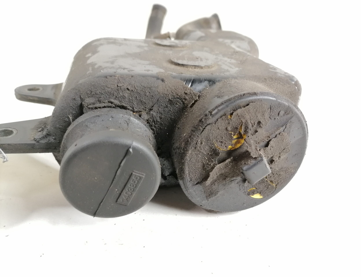 Scania Scania steering oil tank 1894289 - Tuyau de direction pour Camion: photos 3 Scania Scania steering oil tank 1894289 - Tuyau de direction pour Camion: photos 3