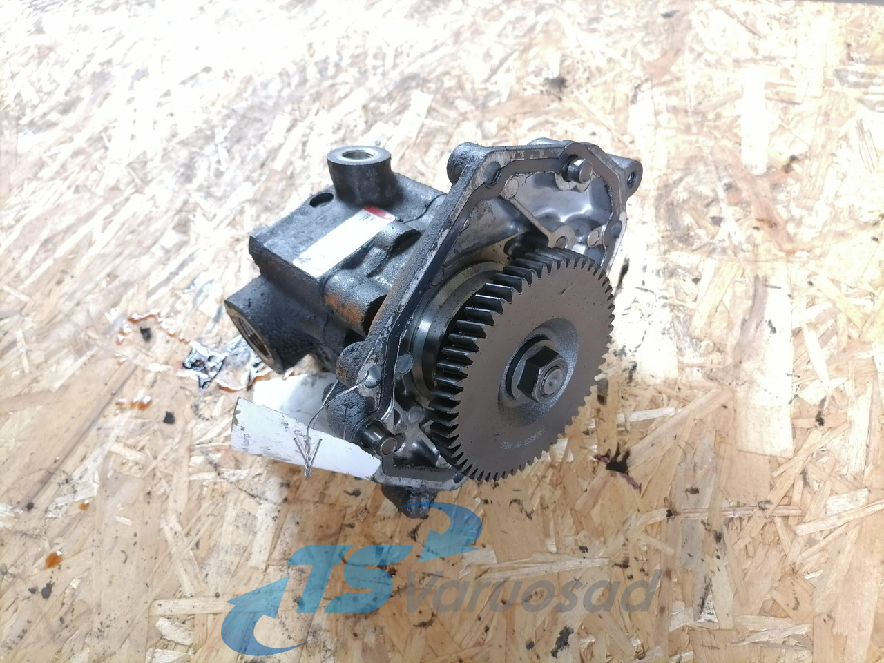 Scania Steering hydraulic pump 2108039 - Pompe de support pour Camion: photos 1 Scania Steering hydraulic pump 2108039 - Pompe de support pour Camion: photos 1