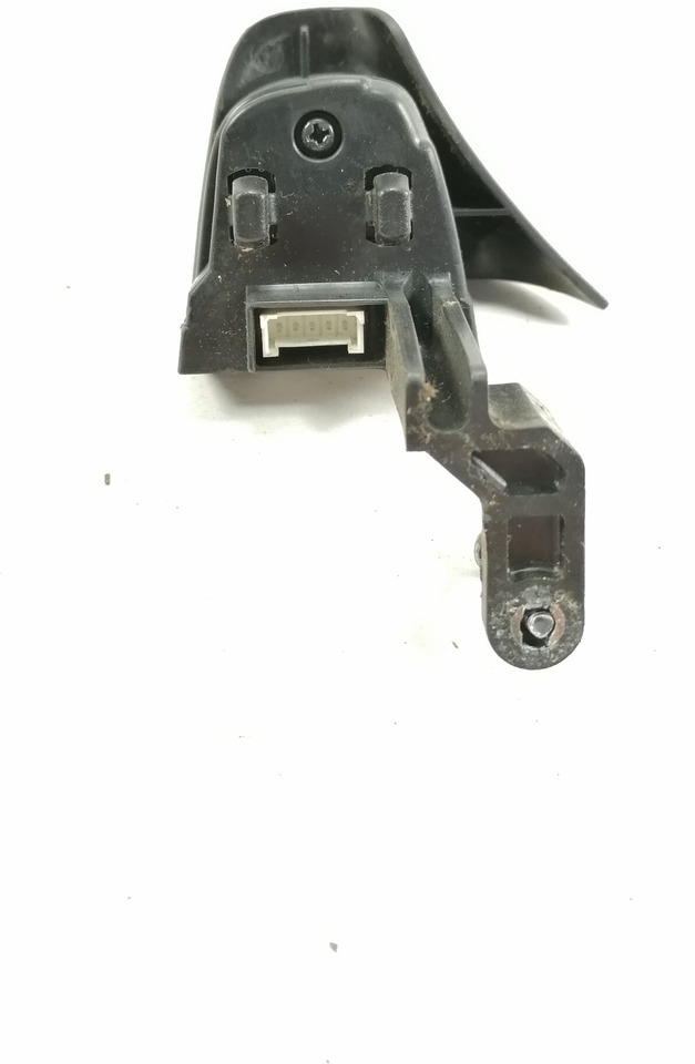 Scania Switch, steering wheel 1488025 - Commande de gouvernail pour Camion: photos 2 Scania Switch, steering wheel 1488025 - Commande de gouvernail pour Camion: photos 2