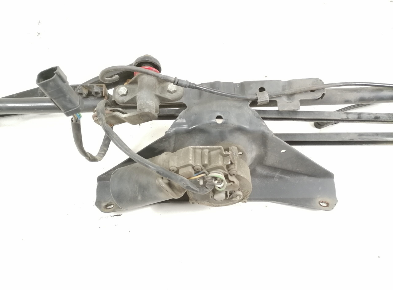 Scania Wiper frame 1765183 - Essuie-glace pour Camion: photos 3 Scania Wiper frame 1765183 - Essuie-glace pour Camion: photos 3