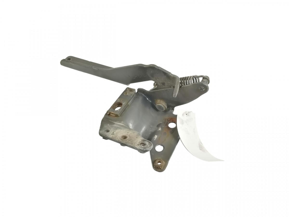 Scania lower grille carrier hinge 1785546 - Calandre pour Camion: photos 1 Scania lower grille carrier hinge 1785546 - Calandre pour Camion: photos 1