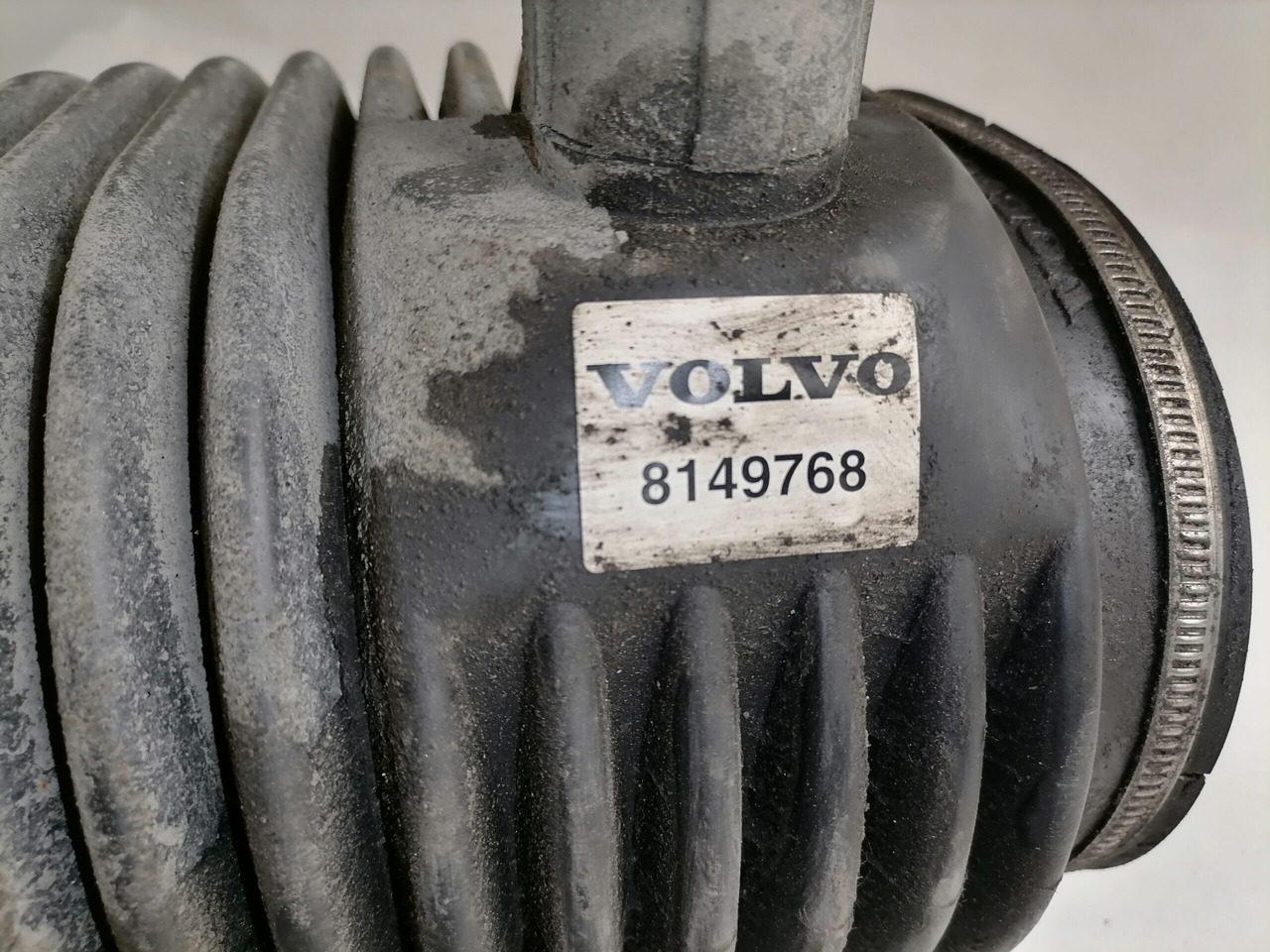 Volvo Air intake 8149768 - Système d'admission d'air pour Camion: photos 2 Volvo Air intake 8149768 - Système d'admission d'air pour Camion: photos 2