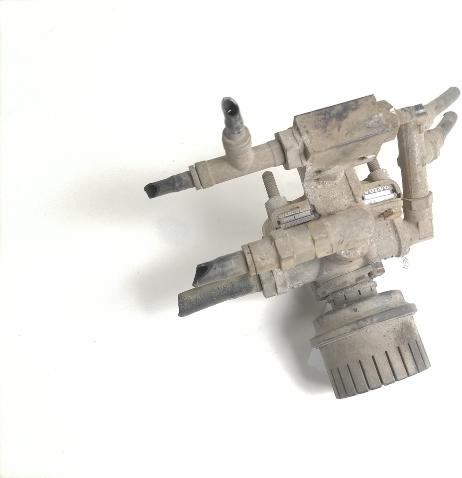 Volvo Air pressure control valve 3173150 - Valve de frein pour Camion: photos 1 Volvo Air pressure control valve 3173150 - Valve de frein pour Camion: photos 1