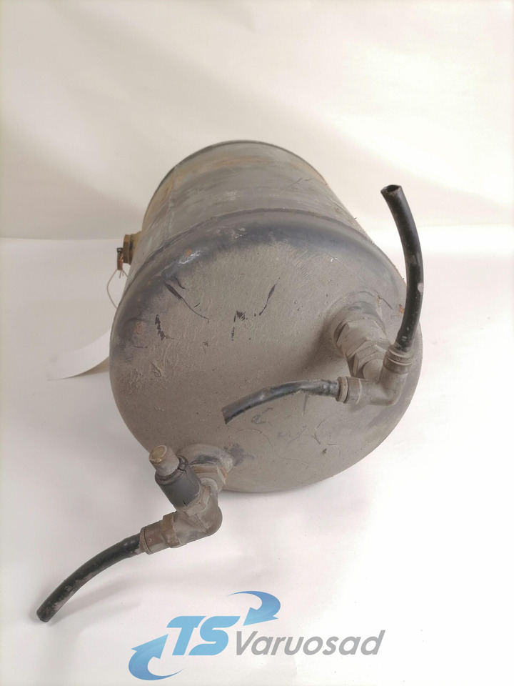 Volvo Air tank 20772295 - Pièce universelle pour Camion: photos 3 Volvo Air tank 20772295 - Pièce universelle pour Camion: photos 3