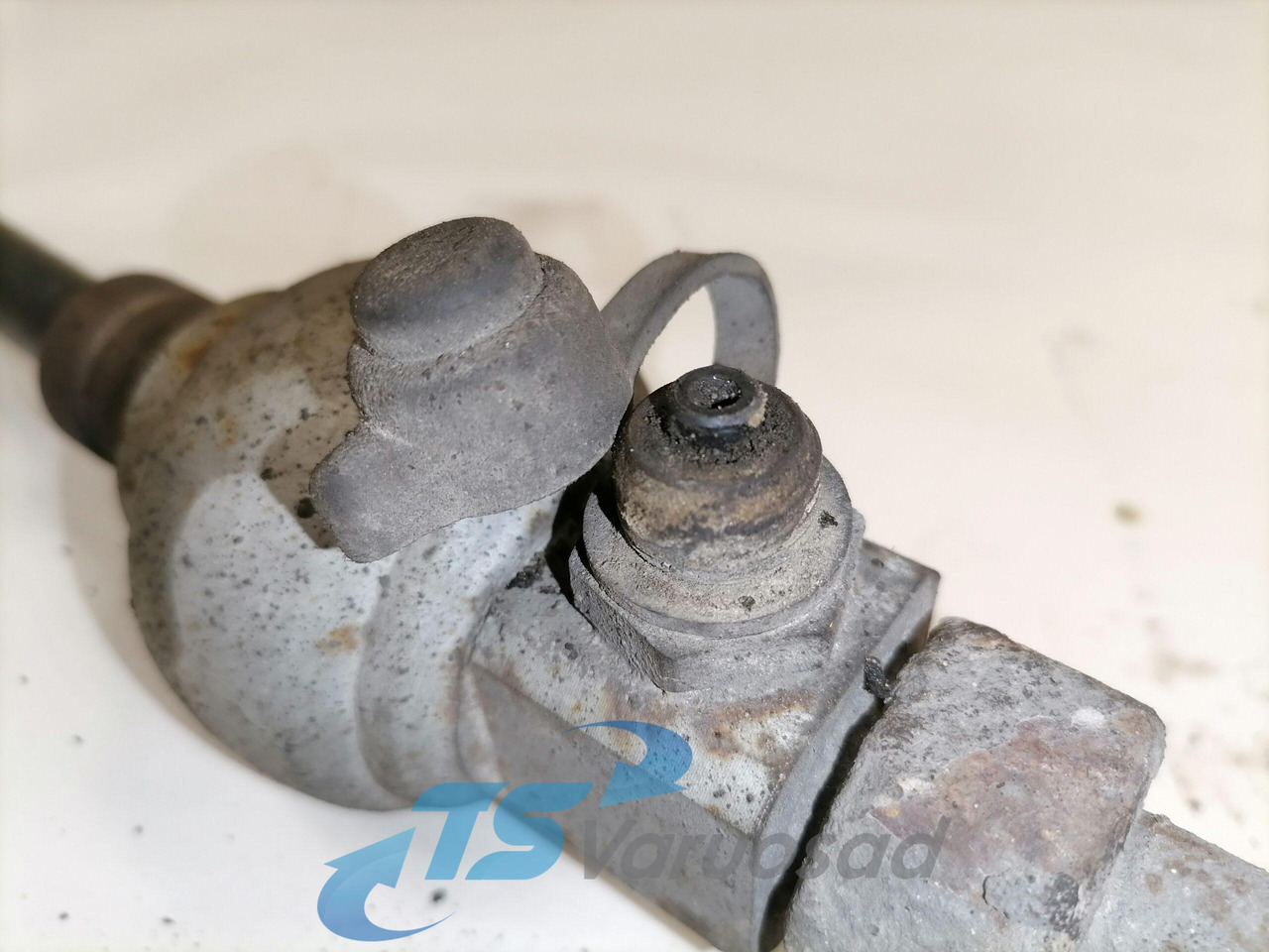 Volvo Compressor air pipe 22321353 - Compresseur pour Camion: photos 4 Volvo Compressor air pipe 22321353 - Compresseur pour Camion: photos 4