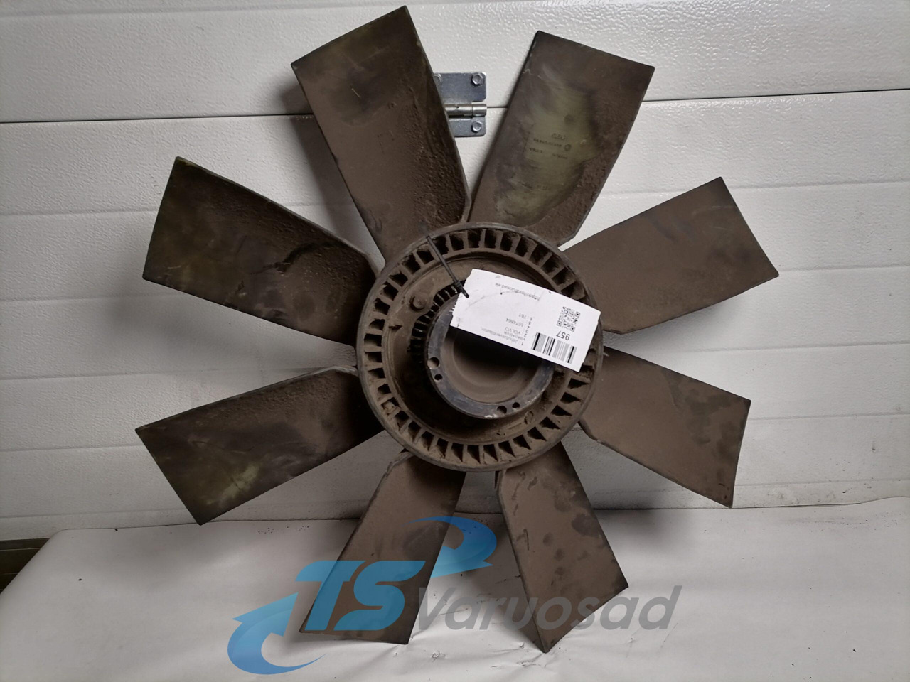 Volvo Cooling fan 1674864 - Ventilateur pour Camion: photos 2 Volvo Cooling fan 1674864 - Ventilateur pour Camion: photos 2