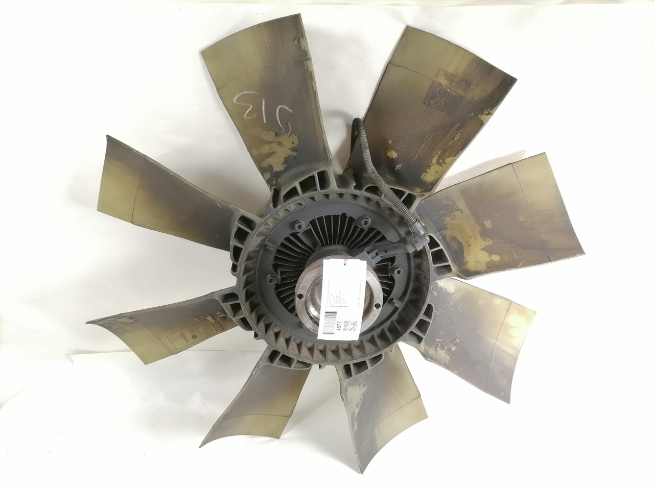 Volvo Cooling fan 20805997 - Ventilateur pour Camion: photos 3 Volvo Cooling fan 20805997 - Ventilateur pour Camion: photos 3