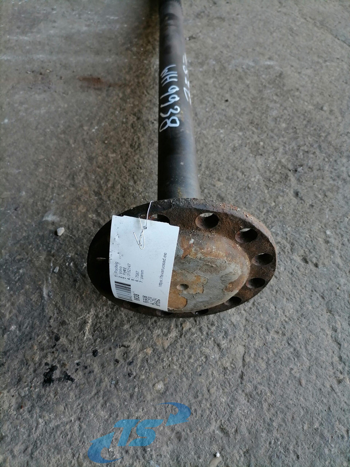 Volvo Drive shaft 3152147 - Demi arbre pour Camion: photos 3 Volvo Drive shaft 3152147 - Demi arbre pour Camion: photos 3