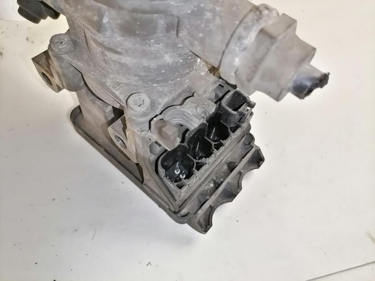 Volvo EBS brake valve 21114974 - Valve de frein pour Camion: photos 4 Volvo EBS brake valve 21114974 - Valve de frein pour Camion: photos 4