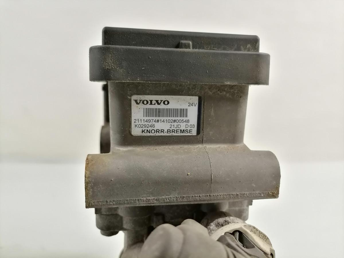 Volvo EBS brake valve 21114974 - Valve de frein pour Camion: photos 5 Volvo EBS brake valve 21114974 - Valve de frein pour Camion: photos 5