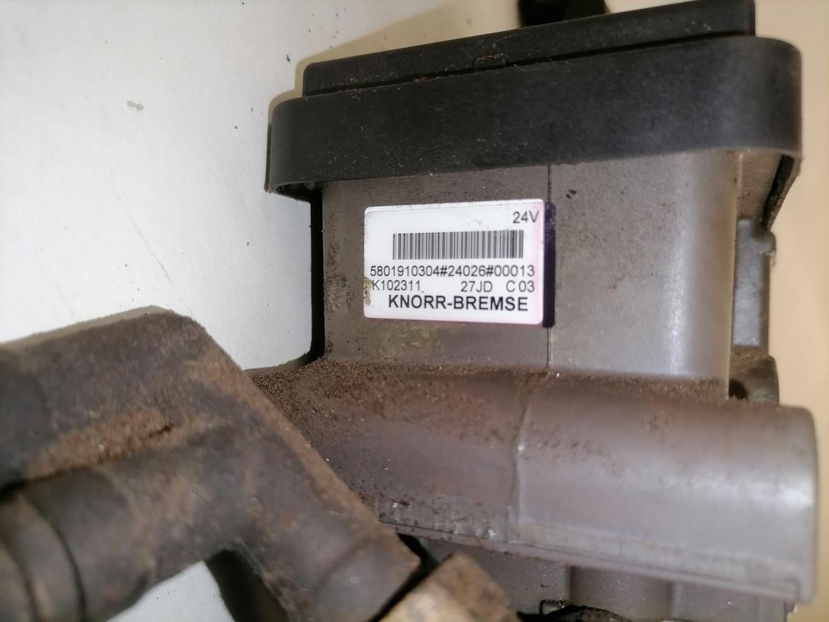 Volvo EBS brake valve K102311 - Valve de frein pour Camion: photos 5 Volvo EBS brake valve K102311 - Valve de frein pour Camion: photos 5