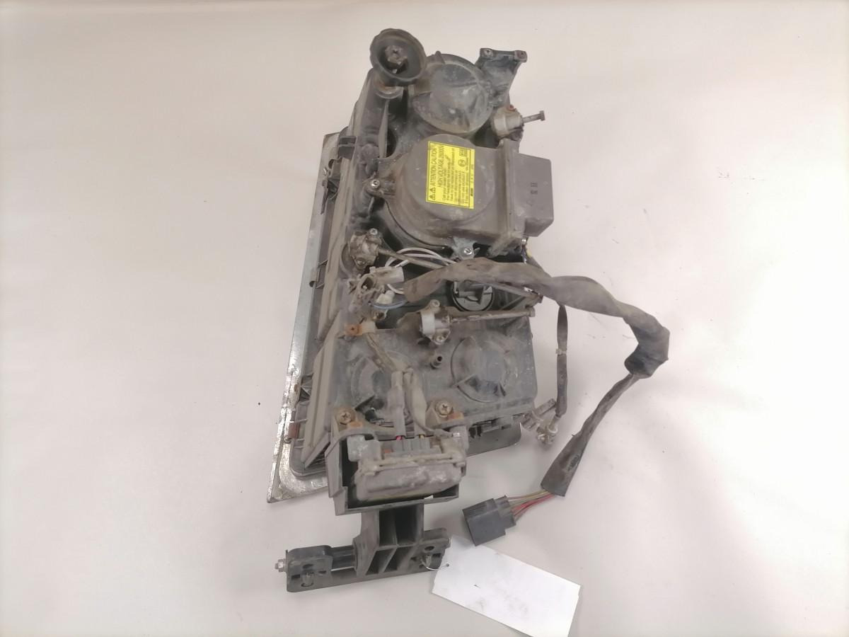 Volvo Esituli, xenon 20713725 - Lumière/ Éclairage pour Camion: photos 4 Volvo Esituli, xenon 20713725 - Lumière/ Éclairage pour Camion: photos 4