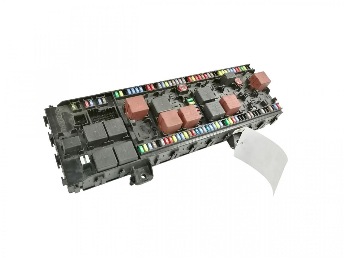 Volvo Fuse box 21939408 - Fusible pour Camion: photos 1 Volvo Fuse box 21939408 - Fusible pour Camion: photos 1