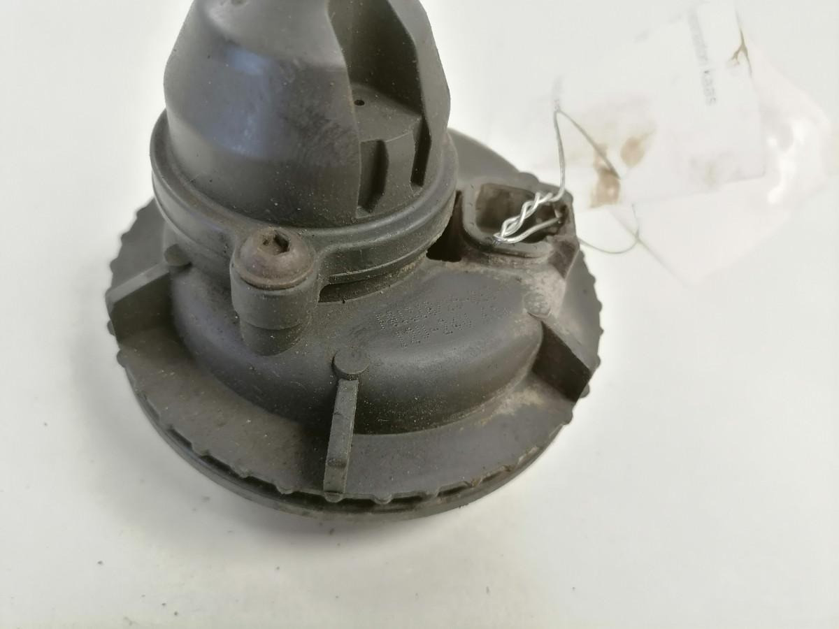 Volvo Kütuse separaatori kaas 21762862 - Filtre à carburant pour Camion: photos 5 Volvo Kütuse separaatori kaas 21762862 - Filtre à carburant pour Camion: photos 5
