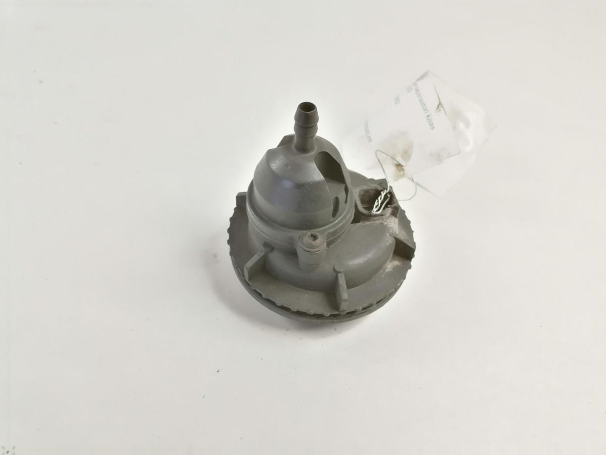 Volvo Kütuse separaatori kaas 21762862 - Filtre à carburant pour Camion: photos 2 Volvo Kütuse separaatori kaas 21762862 - Filtre à carburant pour Camion: photos 2