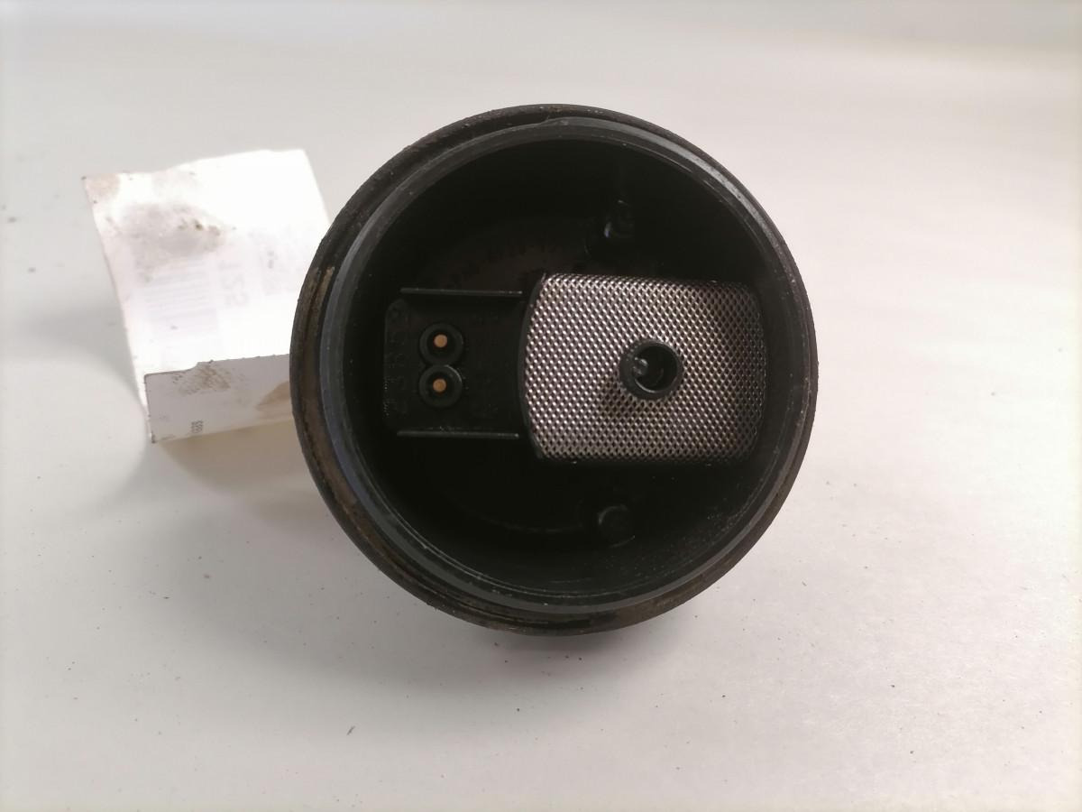Volvo Kütuse separaatori kaas 21762862 - Filtre à carburant pour Camion: photos 3 Volvo Kütuse separaatori kaas 21762862 - Filtre à carburant pour Camion: photos 3