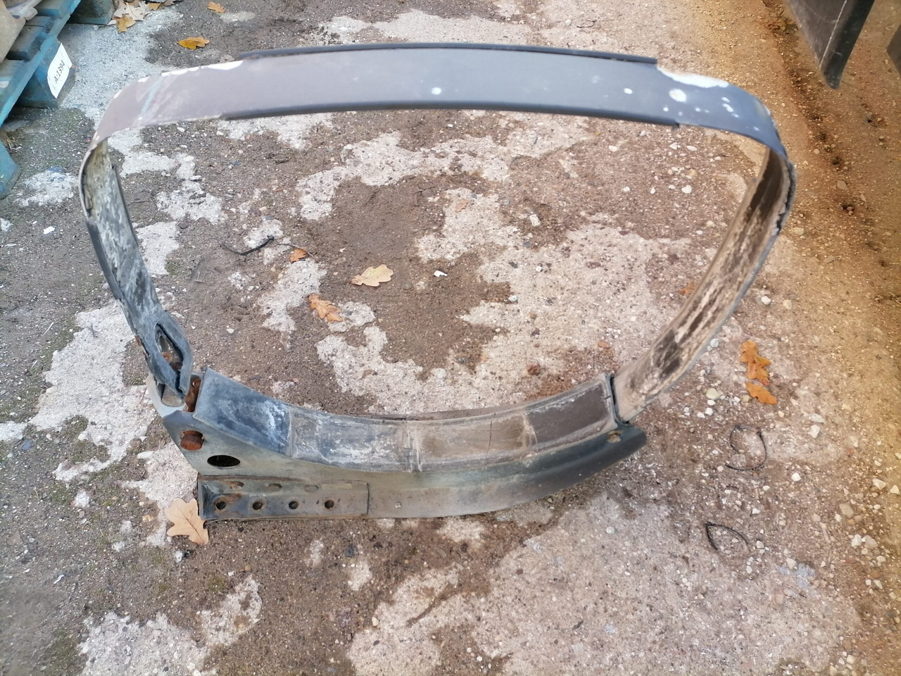 Volvo Kütusepaagi kandur, Volvo 20721537 - Réservoir de carburant pour Camion: photos 3 Volvo Kütusepaagi kandur, Volvo 20721537 - Réservoir de carburant pour Camion: photos 3