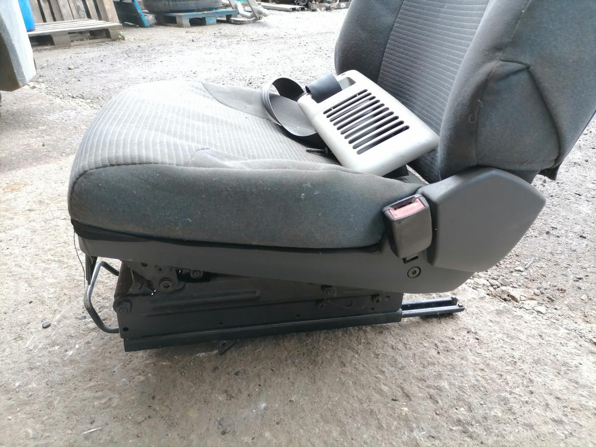 Volvo Passenger seat 7420862569 - Siège pour Camion: photos 3 Volvo Passenger seat 7420862569 - Siège pour Camion: photos 3