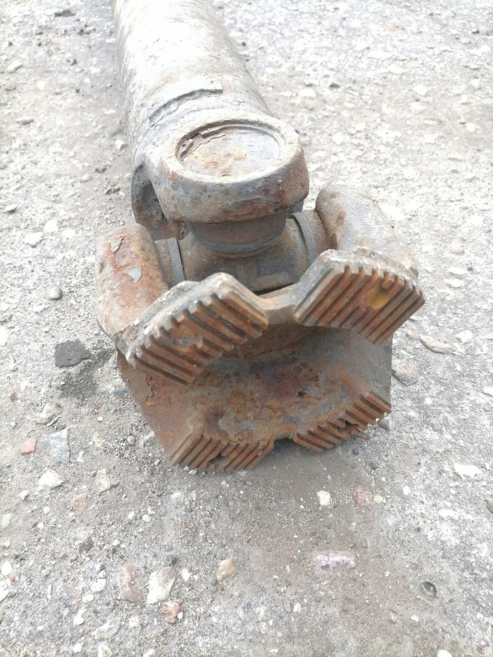 Volvo Propeller shaft 1068161 - Arbre à cardan pour Camion: photos 3 Volvo Propeller shaft 1068161 - Arbre à cardan pour Camion: photos 3