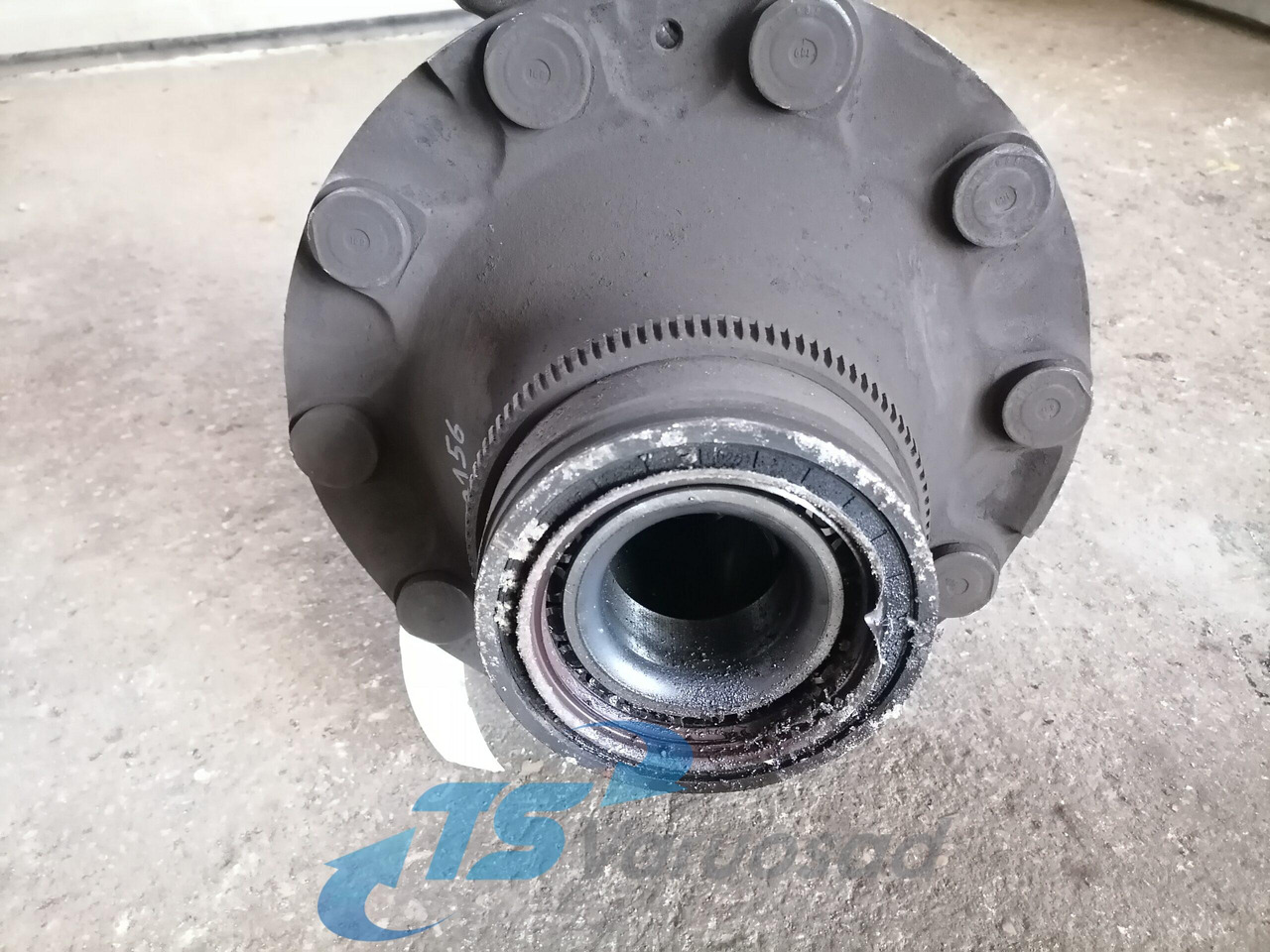 Volvo Rattarumm 3988674 - Moyeu pour Camion: photos 2 Volvo Rattarumm 3988674 - Moyeu pour Camion: photos 2