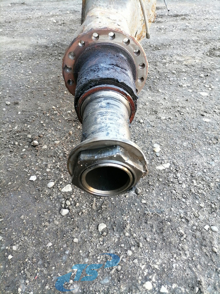 Volvo Rear axel housing 5600586556 - Essieu et pièces pour Camion: photos 5 Volvo Rear axel housing 5600586556 - Essieu et pièces pour Camion: photos 5