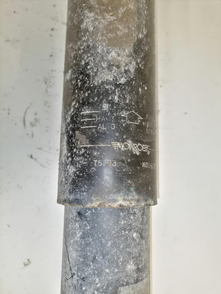 Volvo Rear axel shock absorber 20766063 - Amortisseurs pour Camion: photos 4 Volvo Rear axel shock absorber 20766063 - Amortisseurs pour Camion: photos 4