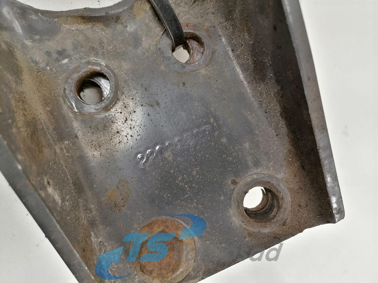 Volvo Shock absorber mounting 22022527 - Suspension pour Camion: photos 3 Volvo Shock absorber mounting 22022527 - Suspension pour Camion: photos 3