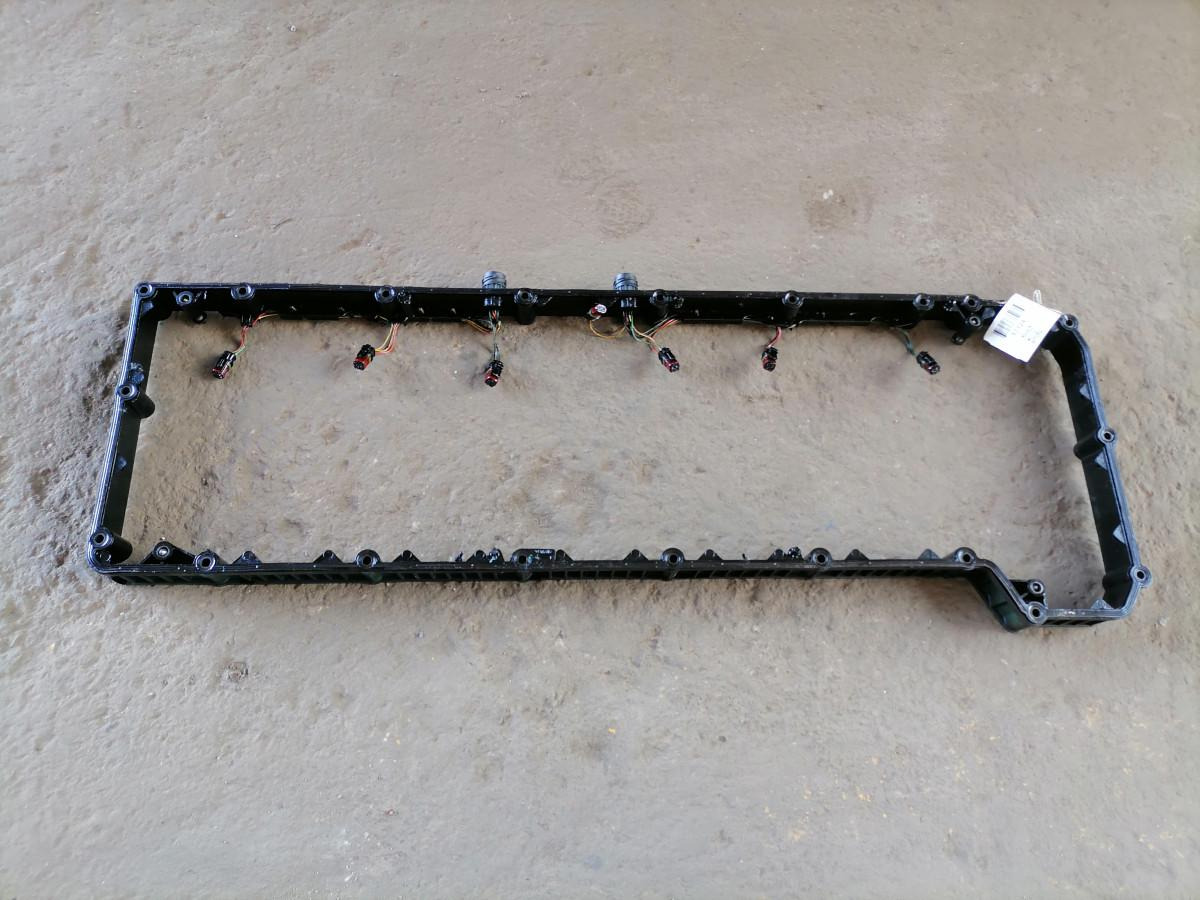 Volvo Vahekaas 22045844 - Culasse pour Camion: photos 2 Volvo Vahekaas 22045844 - Culasse pour Camion: photos 2