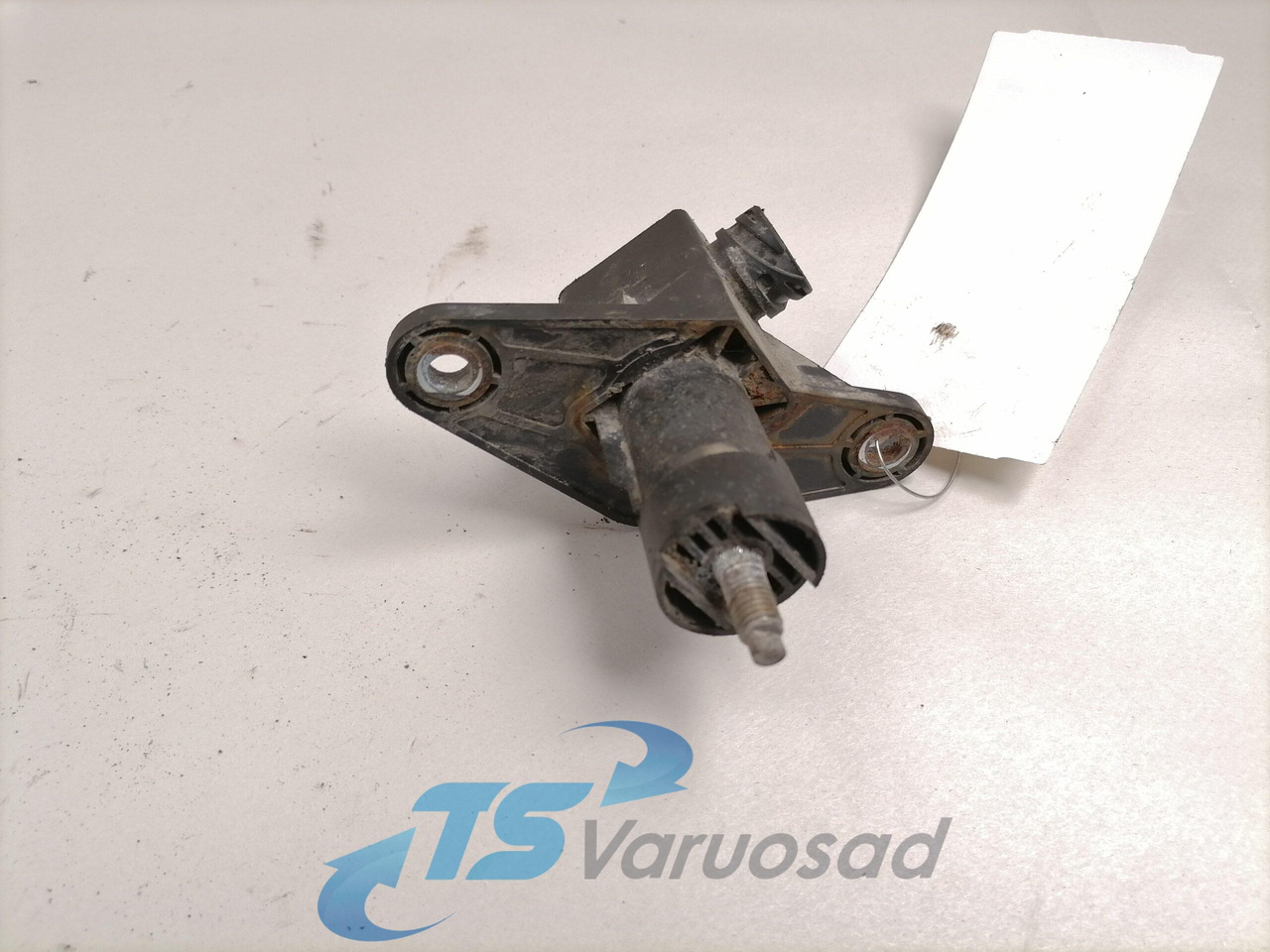 Volvo Vedrustuse kõrguse regulaator 21643575 - Suspension pour Camion: photos 2 Volvo Vedrustuse kõrguse regulaator 21643575 - Suspension pour Camion: photos 2