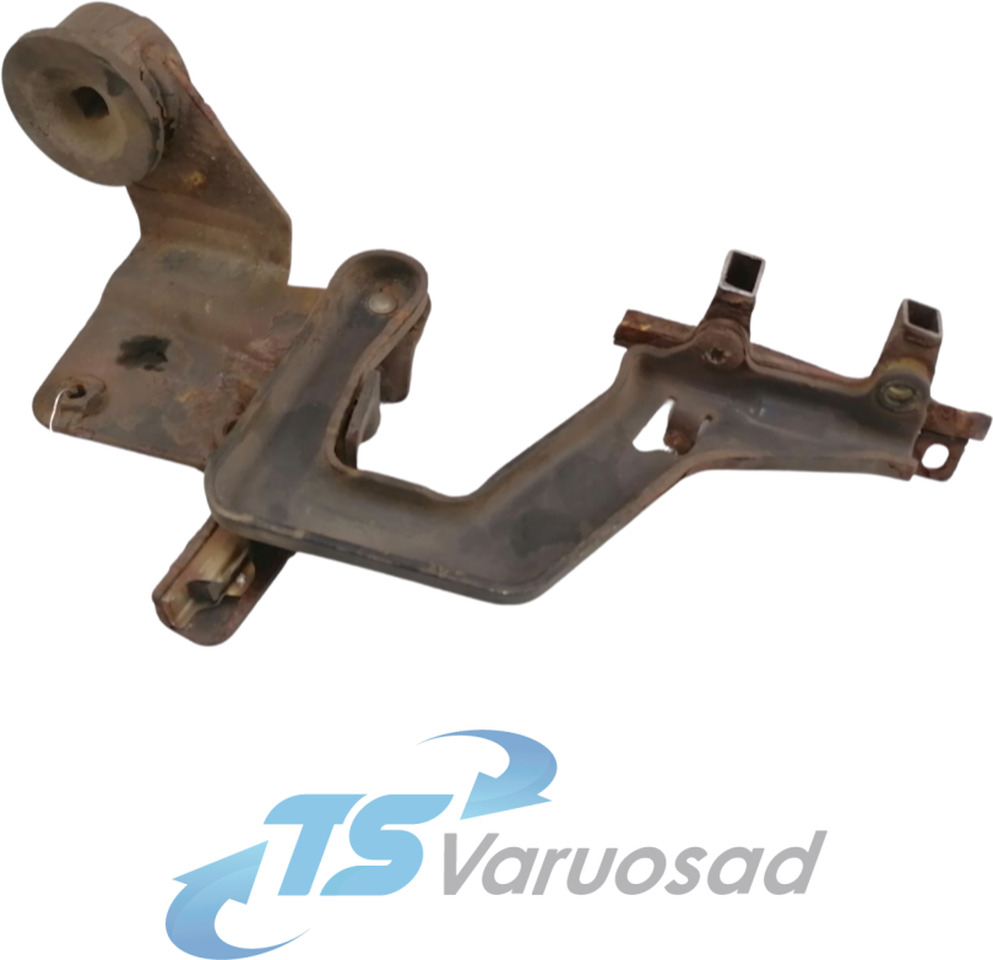 Volvo lower grille carrier hinge 20545095 - Calandre pour Camion: photos 1 Volvo lower grille carrier hinge 20545095 - Calandre pour Camion: photos 1