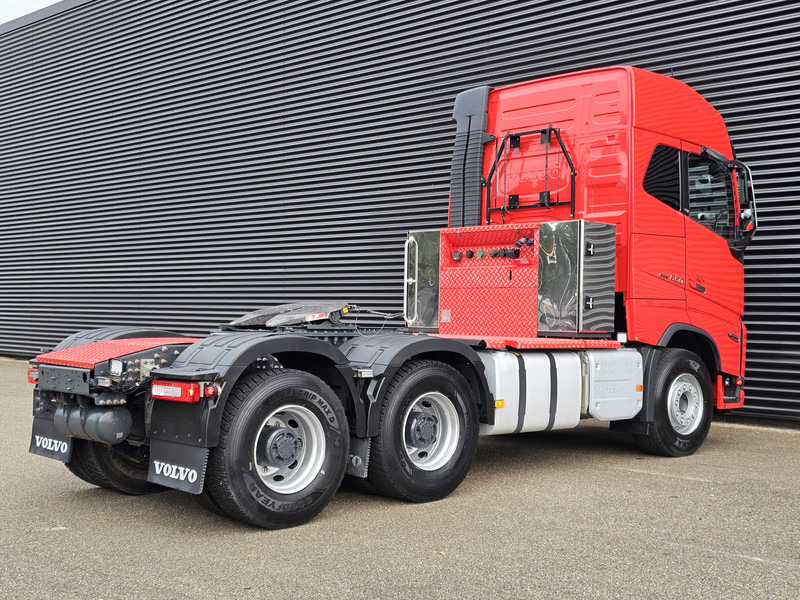 Volvo FH 16 650 / 6x4 BOOGIE / HYDRAULIC / RETARDER / DYNAMIC STEER - Camion: photos 2 Volvo FH 16 650 / 6x4 BOOGIE / HYDRAULIC / RETARDER / DYNAMIC STEER - Camion: photos 2