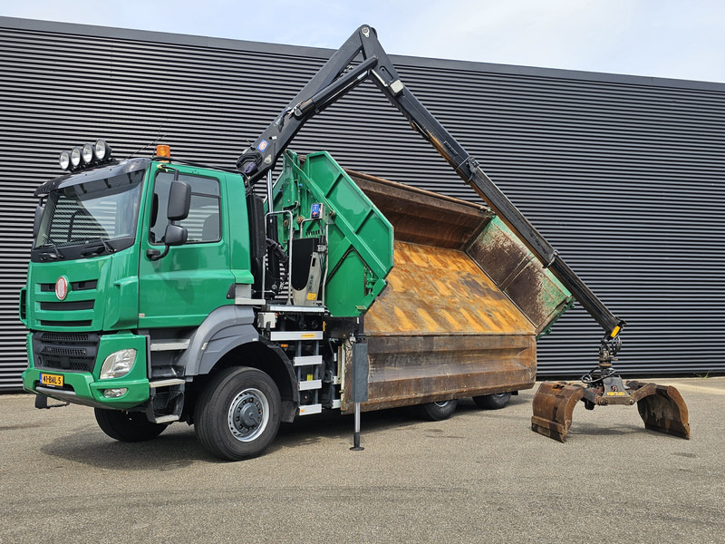 DAF TATRA T158/II 6X6 / HMF Z CRANE + 2 SIDE TIPPER - Camion benne, Camion grue: photos 4 DAF TATRA T158/II 6X6 / HMF Z CRANE + 2 SIDE TIPPER - Camion benne, Camion grue: photos 4