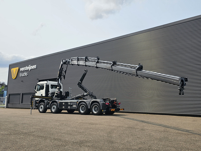 MAN TGS 35.470 8X4 BB / HIAB CRANE + HOOKLIFT - Camion grue: photos 4 MAN TGS 35.470 8X4 BB / HIAB CRANE + HOOKLIFT - Camion grue: photos 4