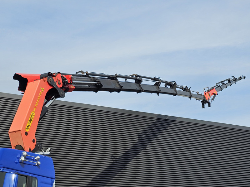 MAN TGS 35.500 8x4-6 / PALFINGER 92 t/m CRANE +JIB - Camion grue: photos 5 MAN TGS 35.500 8x4-6 / PALFINGER 92 t/m CRANE +JIB - Camion grue: photos 5