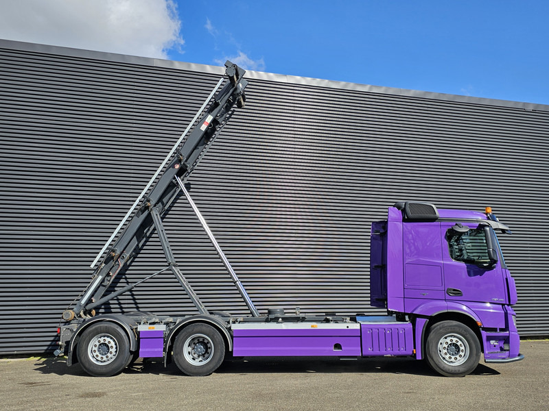 Mercedes-Benz AROCS 3345 / 6x2 / CABLE-CONTAINER SYSTEM - Camion - système de câble: photos 4 Mercedes-Benz AROCS 3345 / 6x2 / CABLE-CONTAINER SYSTEM - Camion - système de câble: photos 4