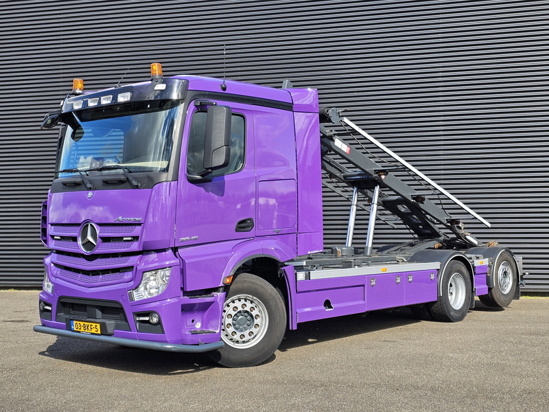 Mercedes-Benz AROCS 3345 / 6x2 / CABLE-CONTAINER SYSTEM - Camion - système de câble: photos 1 Mercedes-Benz AROCS 3345 / 6x2 / CABLE-CONTAINER SYSTEM - Camion - système de câble: photos 1