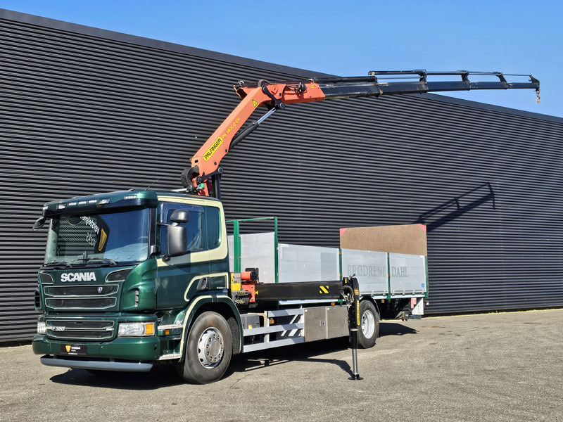 Scania P320 4x2 / PALFINGER PK14002 / CRANE/KRAN - Camion plateau, Camion grue: photos 1 Scania P320 4x2 / PALFINGER PK14002 / CRANE/KRAN - Camion plateau, Camion grue: photos 1